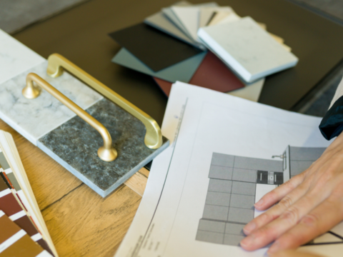 Se vår sjekkliste for kjøkkenplanleggingen Hva må man egentlig tenke på når man skal kjøpe kjøkken? Med vår sjekkliste får du en god oversikt over valgene du står ovenfor!