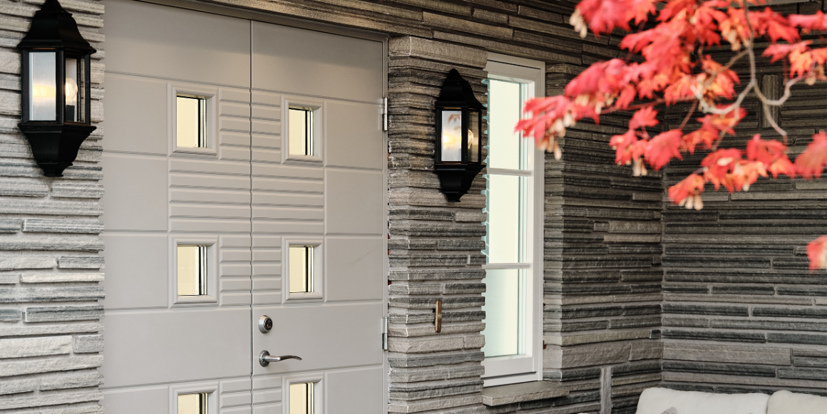 Inngangsparti med ytterdør fra Harmonie.